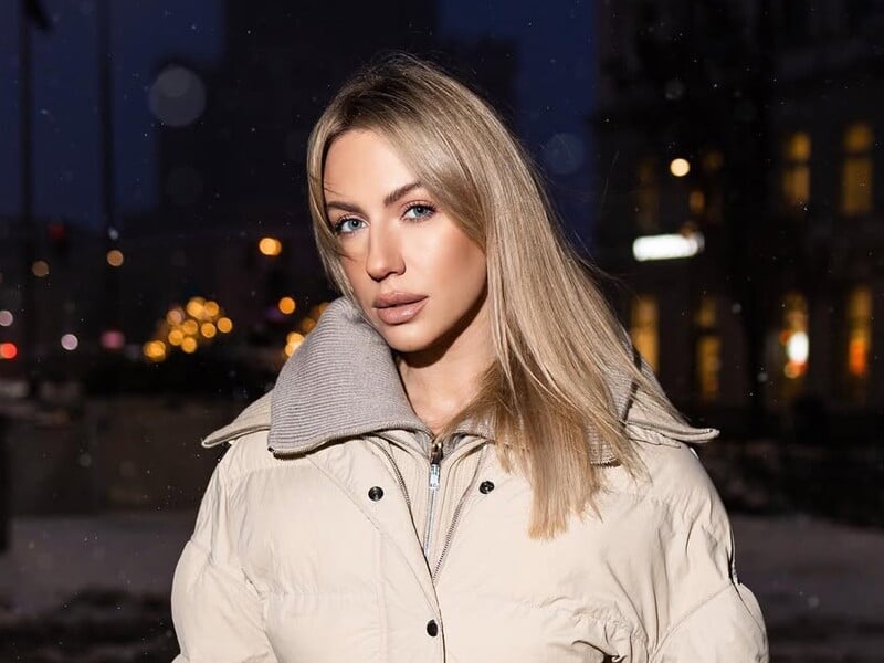 "У костюм влізла". Нікітюк показала відео з відпочинку в Карпатах