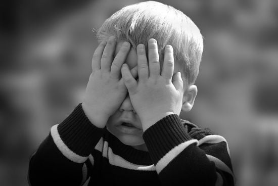 Вислизнув з рук і вдарився головою об підлогу: у Києві 2-річний хлопчик отримав важку травму у садочку Вислизнув з рук і вдарився головою об підлогу: у Києві 2-річний хлопчик отримав важку травму у садочку