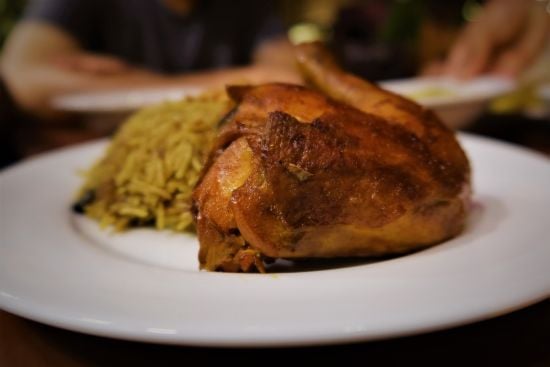 У Польщі чоловік готував романтичну вечерю і опинився у в'язниці: що сталось