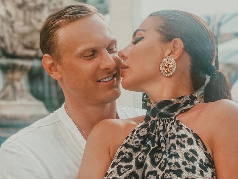 Третій чоловік Сєдокової після розлучення наклав на себе руки. Він залишив записку