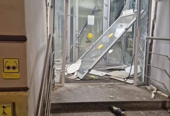 У Санкт-Петербурзі пролунав вибух у відділенні банку: відео, фото