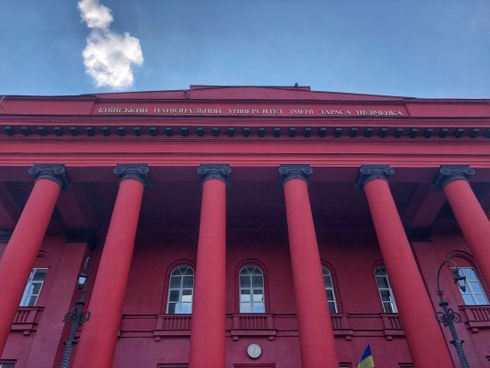 "Голодні українки" зрадіють іноземним миротворцям: професор Василенко з КНУ знову втрапив у скандал