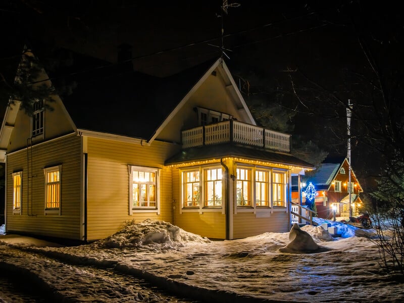 Як підготувати дачний будинок до зими – що забрати із собою, щоб не розплодити гризунів і плісняву