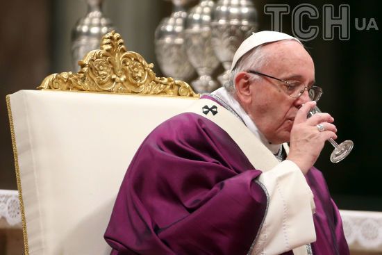 Ніяк не вгамується: Папа Римський вважає українців і росіян "двоюрідними братами"