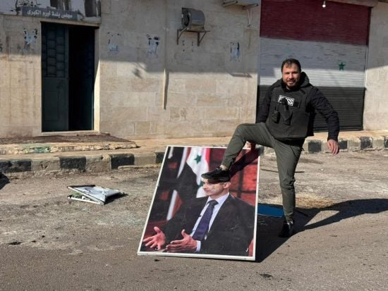 Ситуація в Сирії та нова допомога від США: головні новини ночі 8 грудня 2024 року