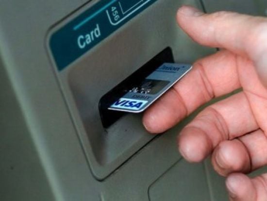 У Києві 20-річний хлопець викрав з картки неповнолітнього сироти всі кошти: що відомо (фото)