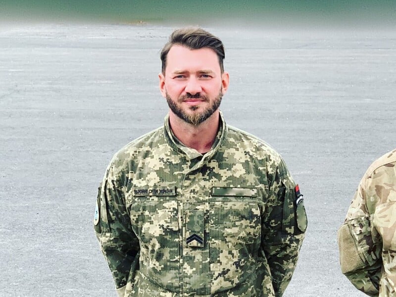 "Люблю вас, українці". Дікусар, який захищає Україну на фронті, показав своє нове фото "Люблю вас, українці". Дікусар, який захищає Україну на фронті, показав своє нове фото