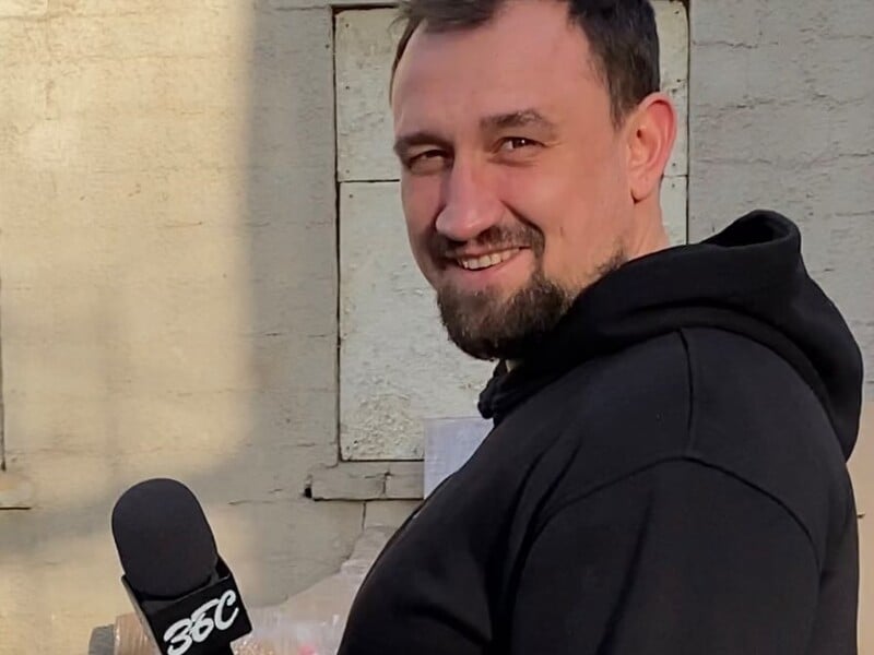 Колишня дружина волонтера Кошельника звинуватила його в розтраті волонтерських коштів Колишня дружина волонтера Кошельника звинуватила його в розтраті волонтерських коштів