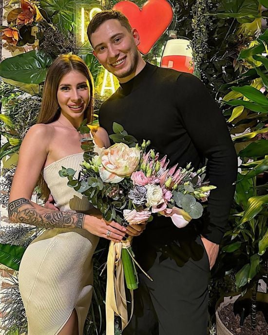 Зірка "Топмоделі по-українськи" Самвел Туманян вперше стане батьком і показав вагітну дружину