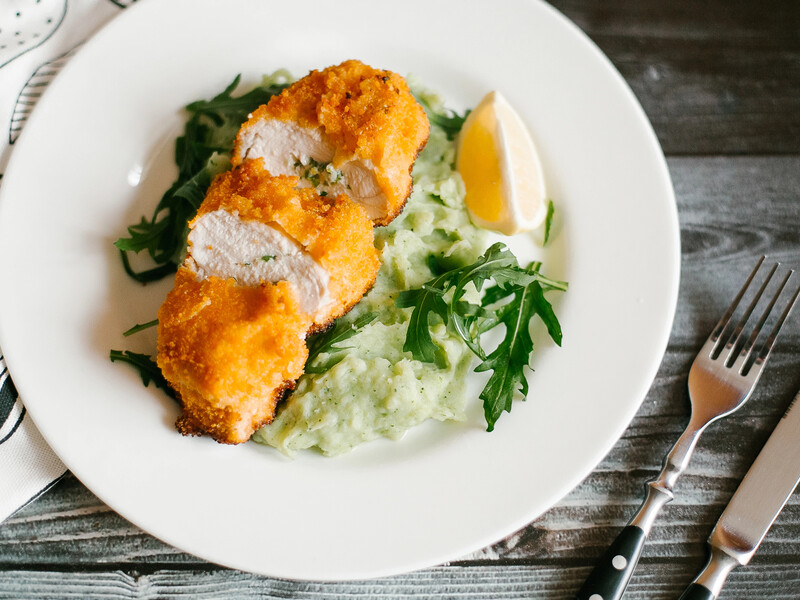 Котлети кордон блю. Рецепт від переможця "МастерШеф 7"