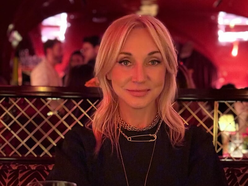 Орбакайте зняла відео з донькою під американську версію "Щедрика" Леонтовича. Відео Орбакайте зняла відео з донькою під американську версію "Щедрика" Леонтовича. Відео