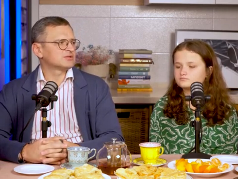 "Це гнітило". Кулеба публічно зізнався доньці, чому 13 років тому не зміг забрати її з пологового будинку