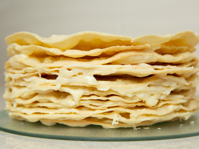 Як пришвидшити випікання коржів для "Наполеона". Важливі поради