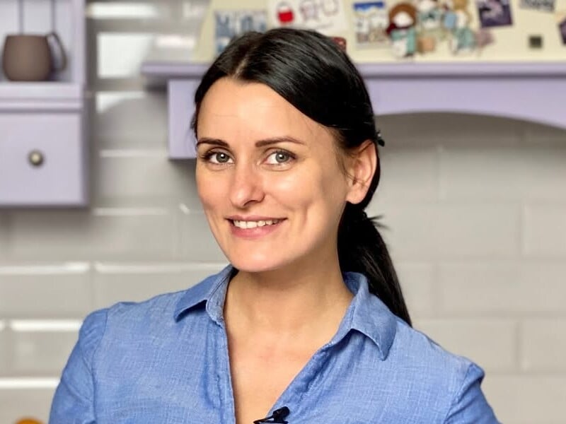 Вагітна переможниця шоу "МастерШеф 2" Глінська розповіла, де познайомилася із чоловіком. Фото