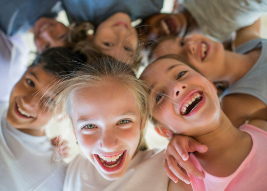 Як правильно звертатися до чужих дітей українською мовою