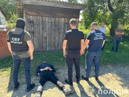 На Закарпатті судитимуть шахрая, який продав фіктивні документи ухилянтам (фото)