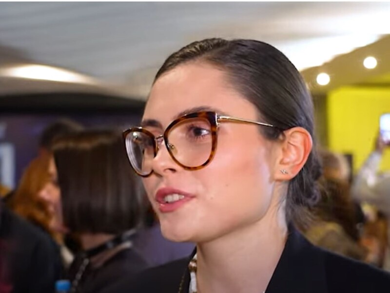 "Я зареклася". 22-річна дочка Сумської розповіла, як сварки між батьками вплинули на її особисте життя