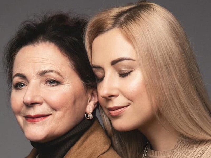 "Матері завжди втручаються". Дочка Ніни Матвієнко розповіла, як вона відмовляла її від шлюбу з Мірзояном "Матері завжди втручаються". Дочка Ніни Матвієнко розповіла, як вона відмовляла її від шлюбу з Мірзояном