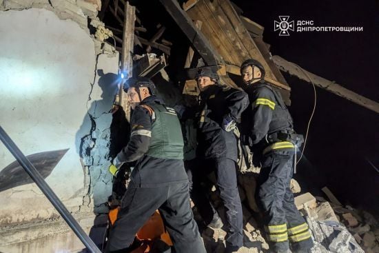 У Кривому Розі надзвичайники врятували з-під завалів двох людей