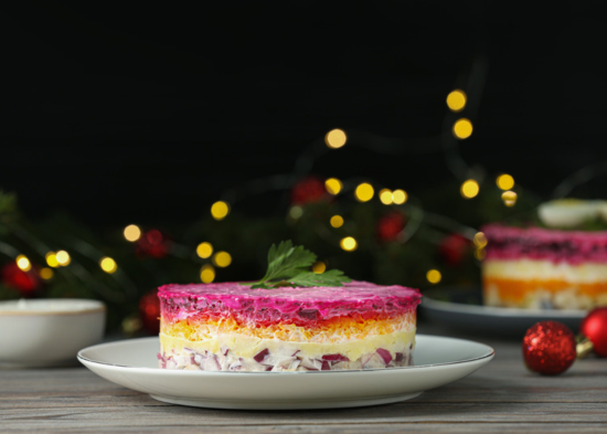 Салат "Шуба", але з оригінальним інгредієнтом: здивуйте гостей за новорічним столом