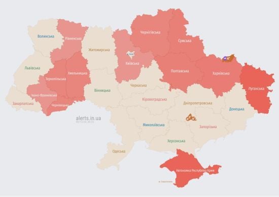 Україну атакували ворожі безпілотники: озвучено напрямок руху