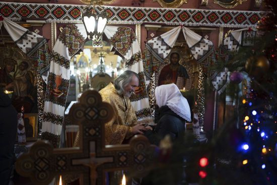 Святвечір і Різдво: де та коли дивитися богослужіння ПЦУ, УГКЦ, римо-католицької церкви
