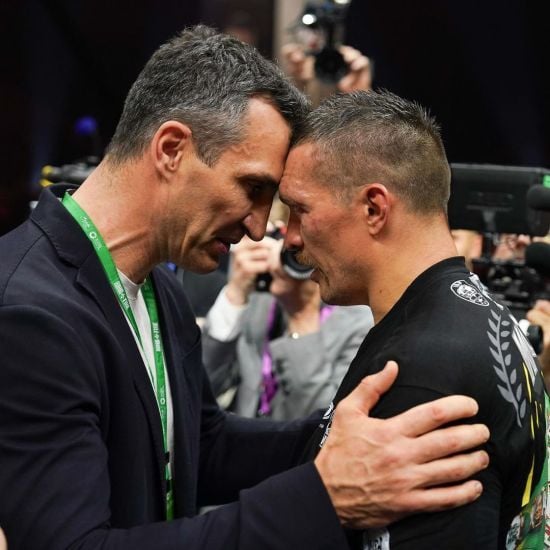 Володимир Кличко зустрівся з Усиком і зробив прогноз на реванш проти Ф'юрі (фото)