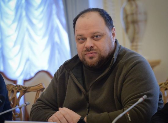 Голова Верховної Ради розповів, на що витратить "тисячу від Зеленського"