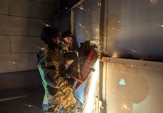 У Кривому Розі рятувальники дістали з-під завалів ще одне тіло