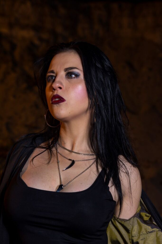 Екс-вокалістка “Скрябіна” і “Пающіх Трусов” здивувала слухачів важким звучанням