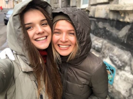 24-річна єдина донька відомої української співачки трагічно загинула в моторошній ДТП на Львівщині