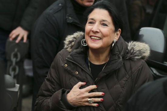 Ситуація у Грузії: Зурабішвілі залишила президентський палац, її місце зайняв Кавелашвілі