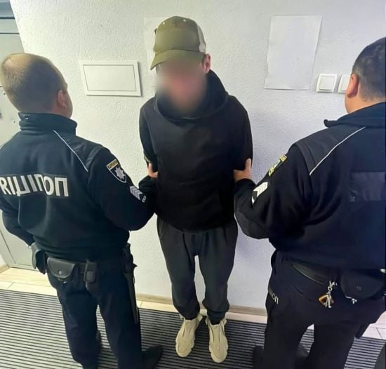 Застрелив власника житла та втік на його авто: на Київщині поліція затримала фігуранта