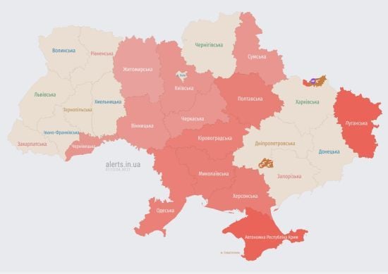Ворог атакував Україну безпілотниками: названо напрямок руху