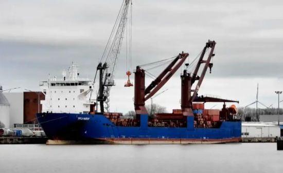 Аварії російських кораблів: експерт пояснив, у чому причина