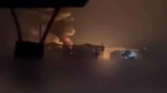 Під час масштабної атаки дронів на Росію загорілася нафтобаза у Воронезькій області: відео