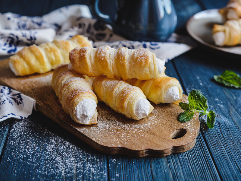 "Ласощі з дитинства, які, здається, ми всі досі любимо". Рецепт трубочок з білковим кремом