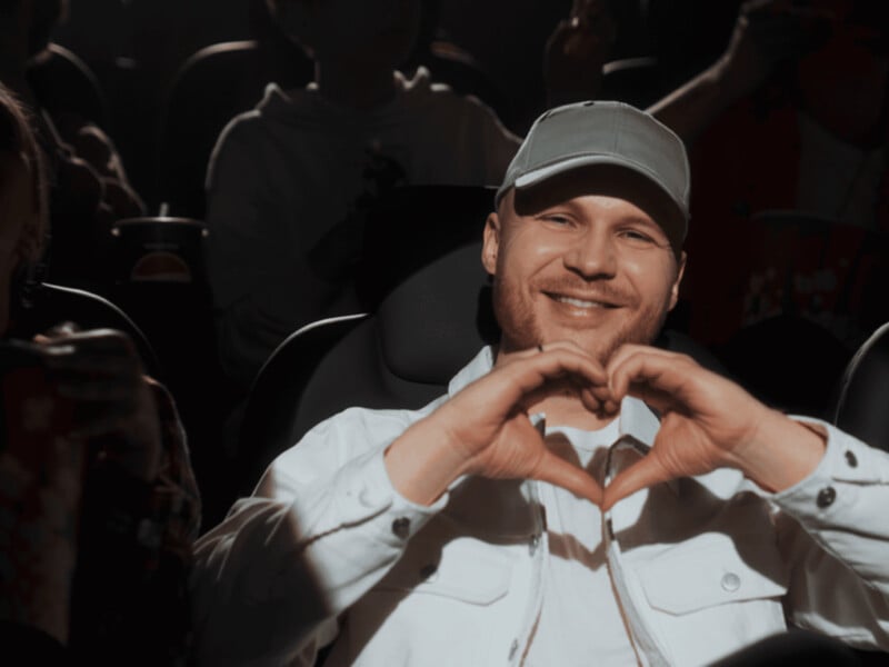 Полякова, Дорофєєва та інші. Під хіт Vlad Darwin "Три сестри" створено понад 1 млн відео в TikTok