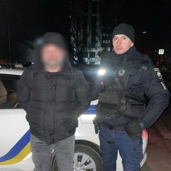 Кривава драма у Дніпрі: чоловік через ревнощі застрелив свого суперника