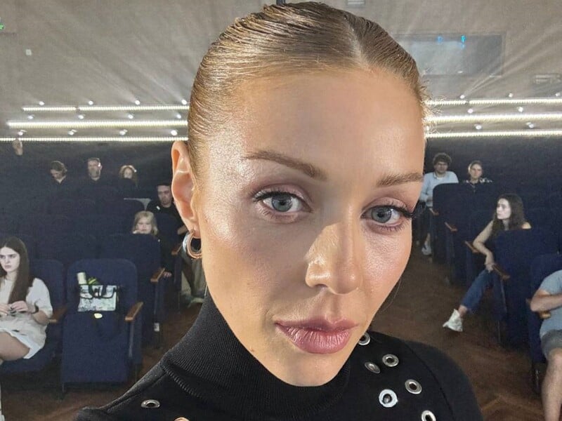 Тіна Кароль сфотографувалася під час тренування та висловилася про контроль над тілом. Фото