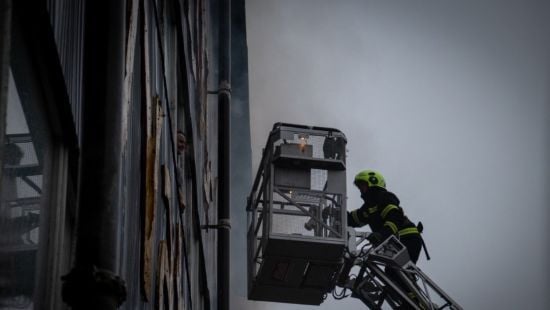 Ворожа атака на Київ: зафіксовано руйнування, є постраждалі