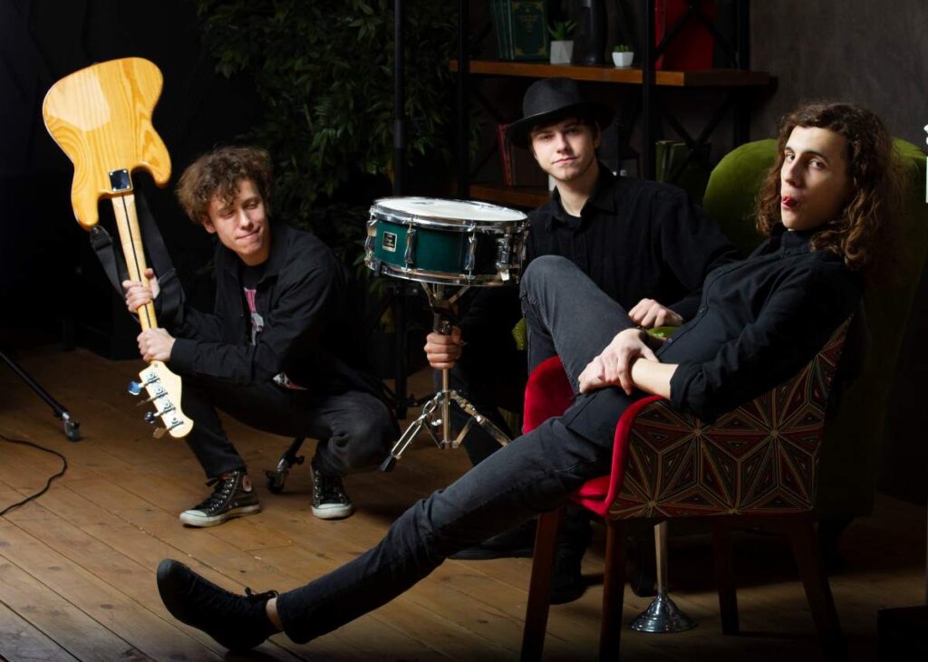 MAREVO випускає новий сингл - «Компроміс». Він про вибір, який складно прийняти та неможливо забути