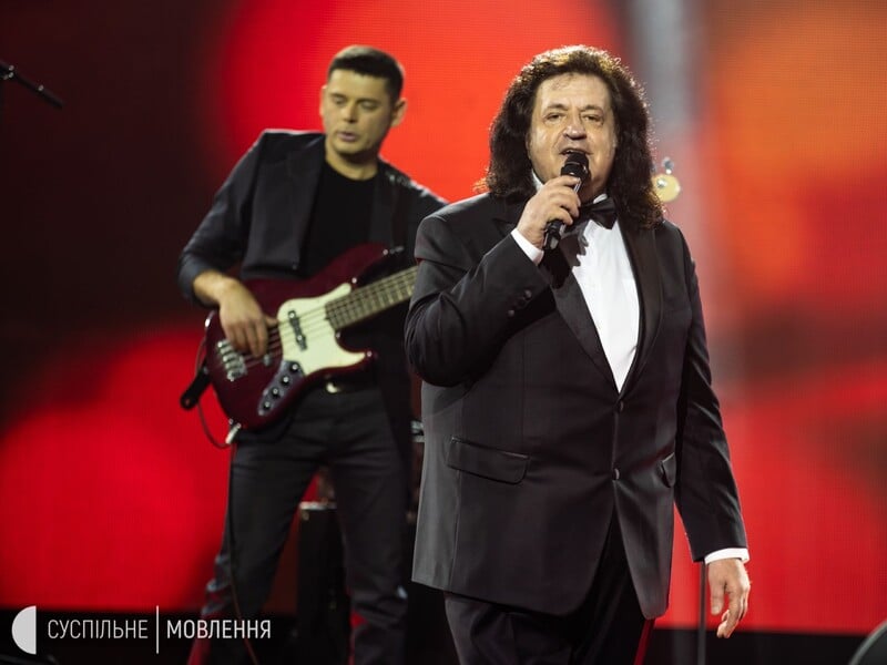 71-річний Бобул розповів, де навчається його 20-річний син, якого хрестив Кучма