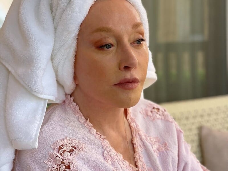 У короткій куртці та з розпущеним волоссям. Галкін показав свіже фото Пугачової