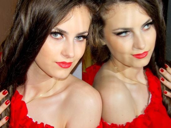 Нічого хорошого це не принесе: чого не можна робити перед дзеркалом і чому