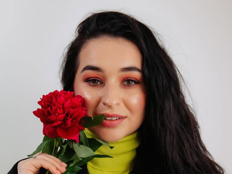 "Грошей завжди мало". Fiїnka розповіла, скільки заробляє в місяць "Грошей завжди мало". Fiїnka розповіла, скільки заробляє в місяць