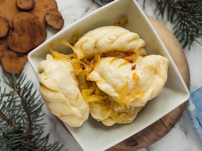 "Усе дуже швидко й смачно". Приготуйте вареники на сковороді за цим простим рецептом – і вони будуть, як пух