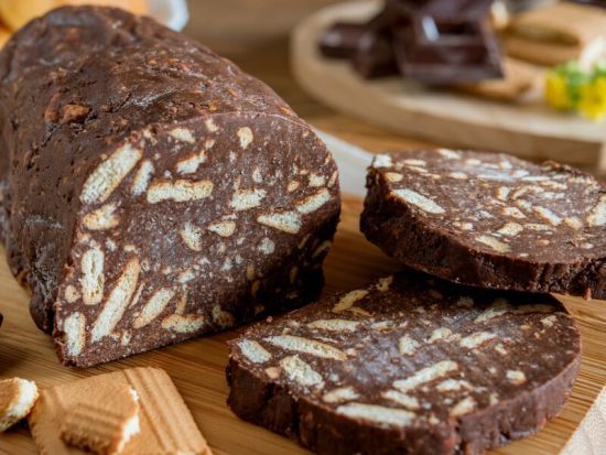 Смачно - як у дитинстві: рецепт солодкої шоколадної ковбаски