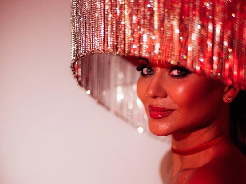 Саліванчук позувала в Карпатах у відвертому комбінезоні. Фото