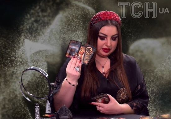 Тарологиня приголомшила, на що чекати в новорічну ніч: прогноз для України, який шокує